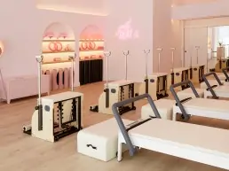 BEAT® Pilates Reformer Studio - Estudi de Pilates Reformer a Terrassa — pilates-studio i Centre, Terrassa — bild 3